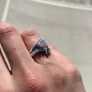 Stunning Travel Ring